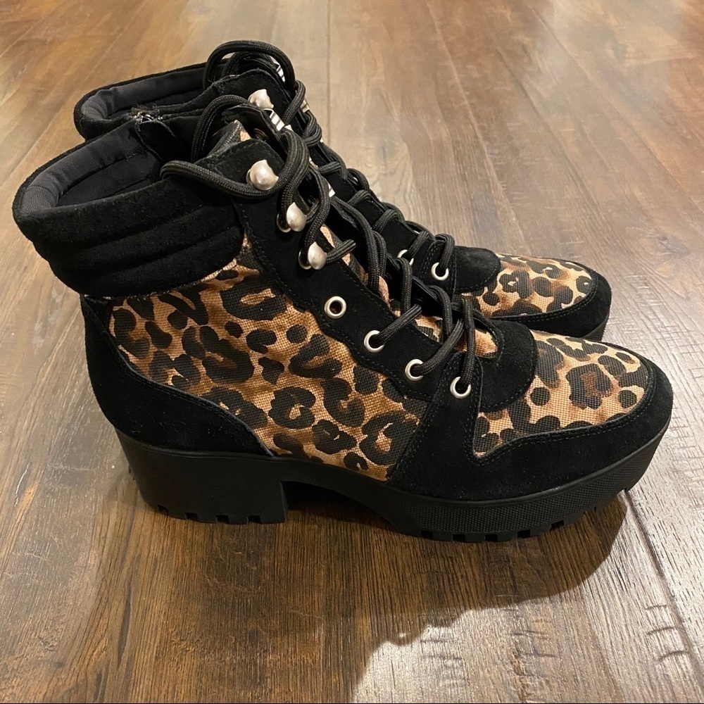 Steve Madden Platform Leopard Print Hiker Boot - Picture 4 of 12
